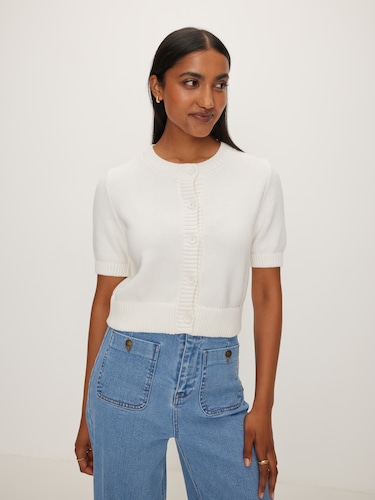 Aria Cardi                                                                                                                      