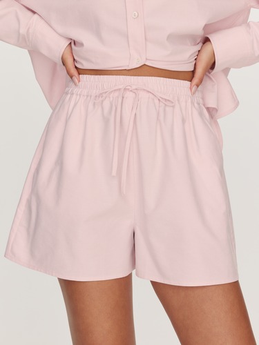 Olympia Oxford Short                                                                                                            