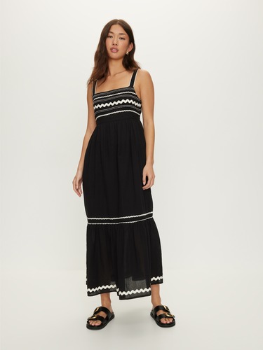 Wendy Wavy Midi Dress                                                                                                           