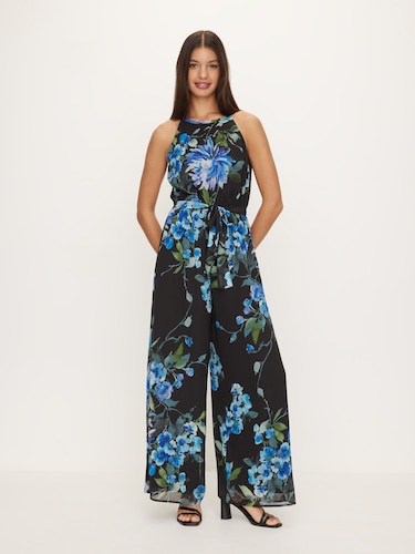 Cutaway Halter Jumpsuit                                                                                                         