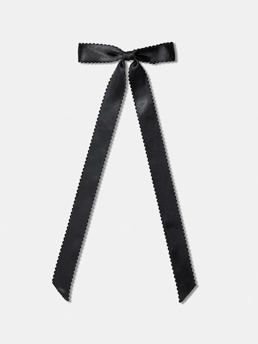 Scallop Edge Hair Bow                                                                                                           